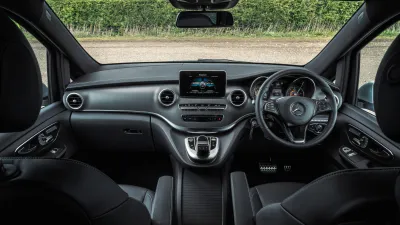 Mercedes-Benz - V